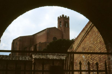 182_22.04.-Siena